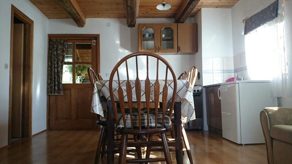 Rustic Home Mia Duga Resa Szoba fotó